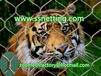 Stainless steel tiger cage fence mesh.jpg